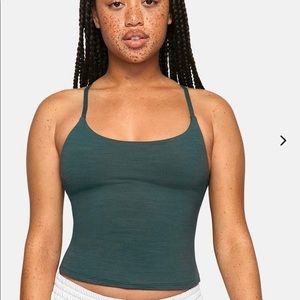 NWOT Outdoor Voices move free top in dark green